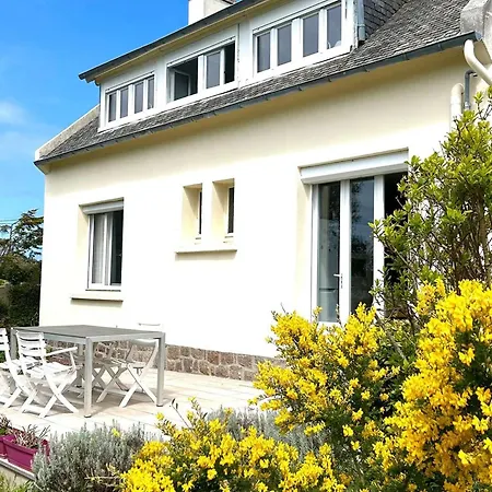 Charmante Maison Renovee A Avec Jardin Clos, Terrasse Et Parking, A 1km De La - Fr-1-368-423