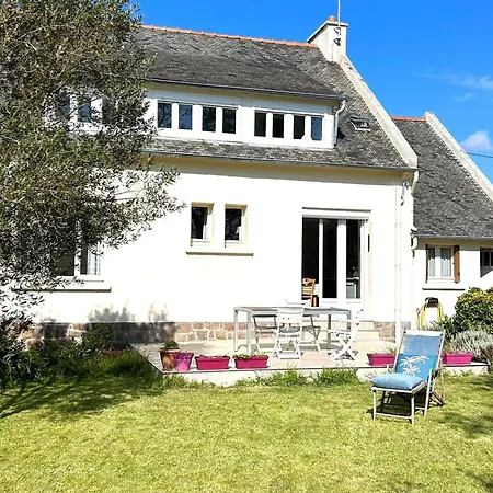 Charmante Maison Renovee A Avec Jardin Clos, Terrasse Et Parking, A 1km De La - Fr-1-368-423 펜션